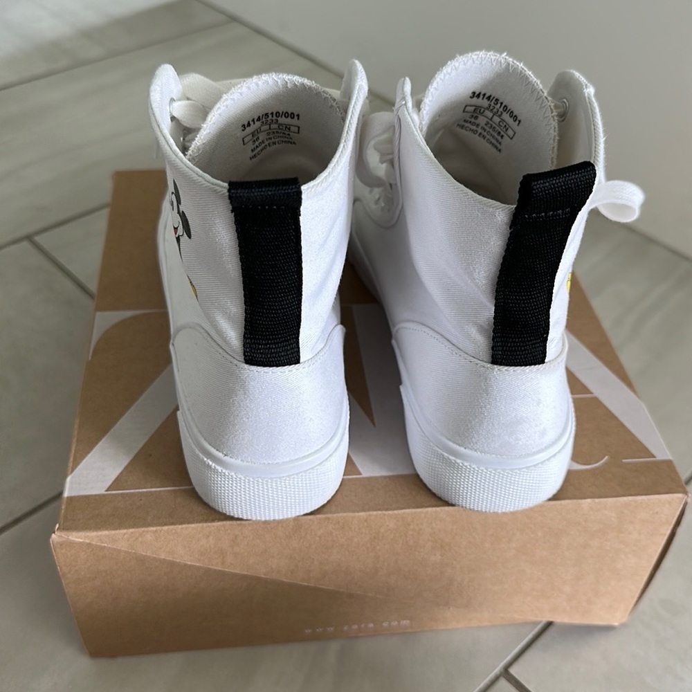 Zara High top sneakers Disney special edition 36💫 - Picture 4 of 5
